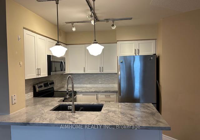 23-hollywood-avenue-north-york-ontario-c12924896