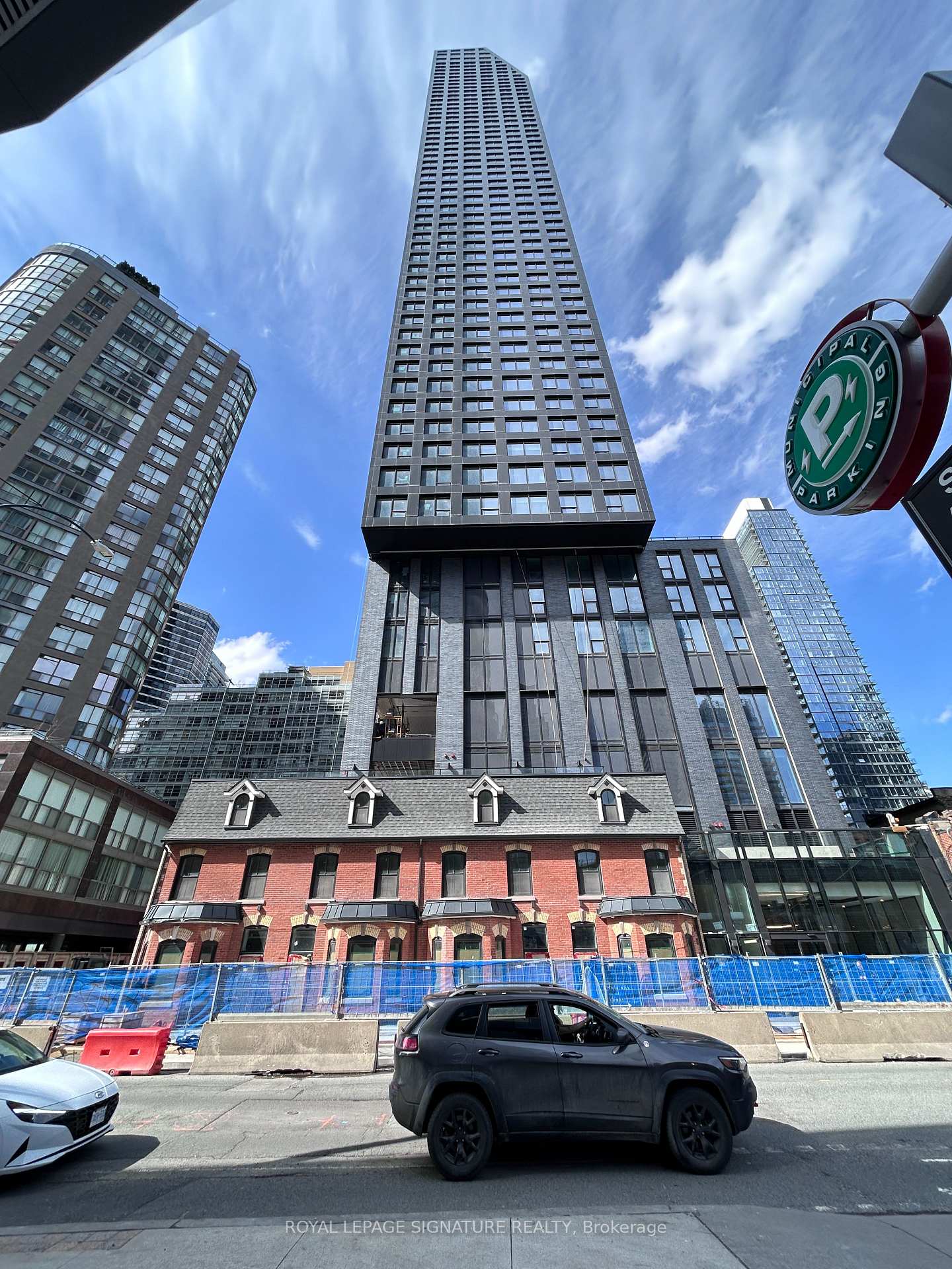 8-wellesley-street-w-toronto-ontario-c12925744