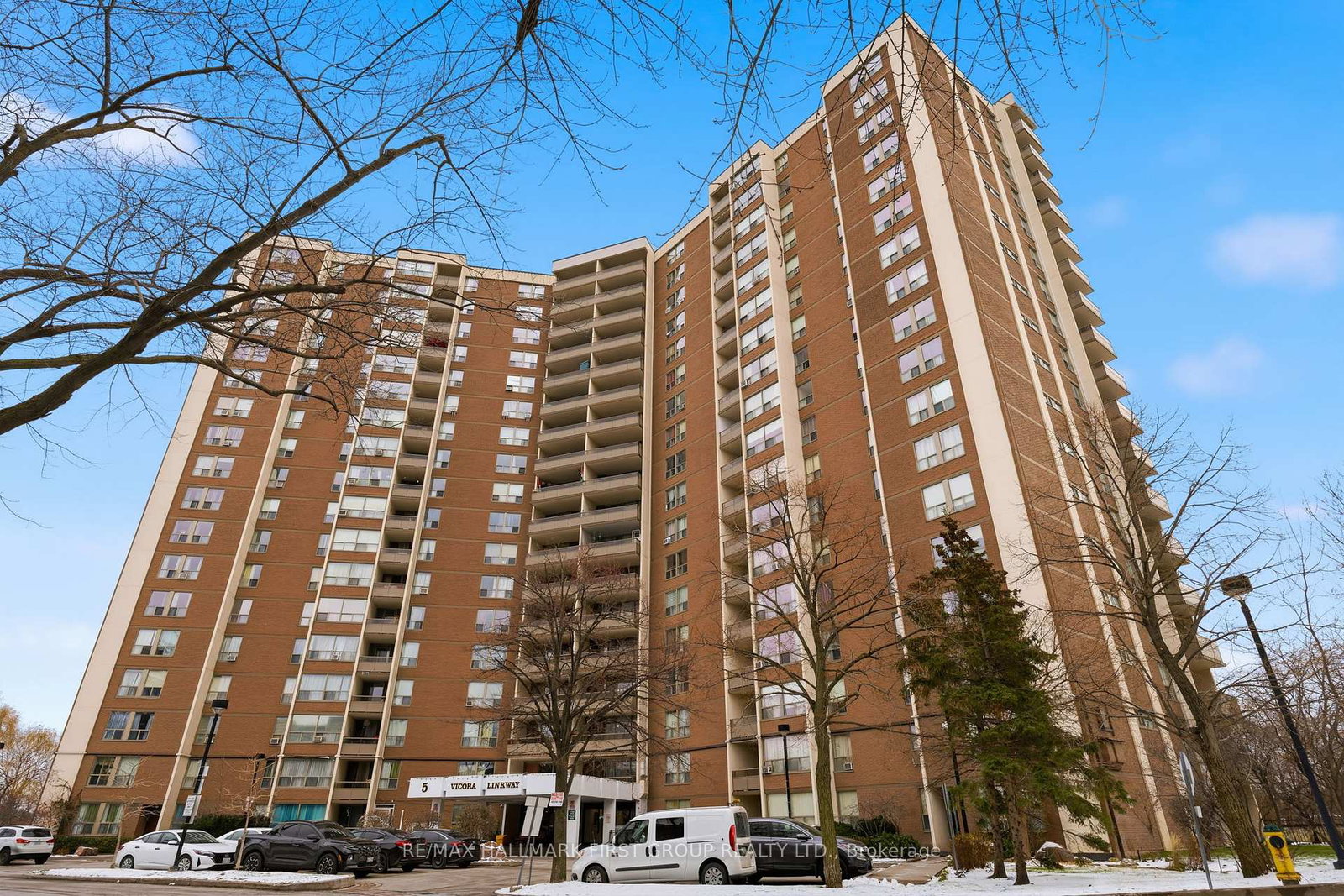 5-vicora-linkway-east-york-ontario-c12925804