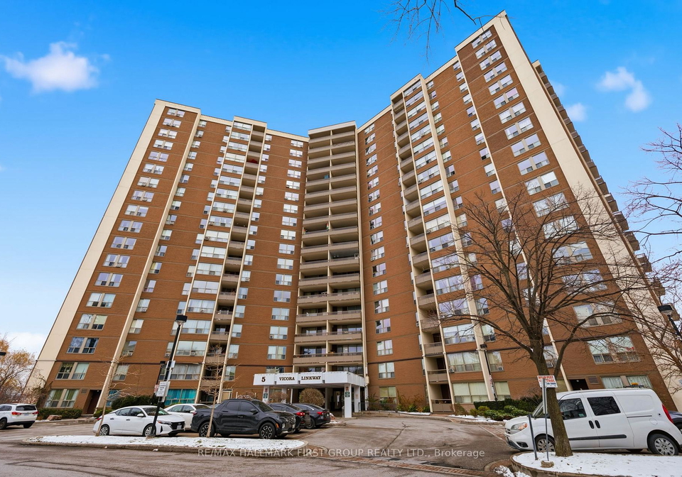 5-vicora-linkway-east-york-ontario-c12925804