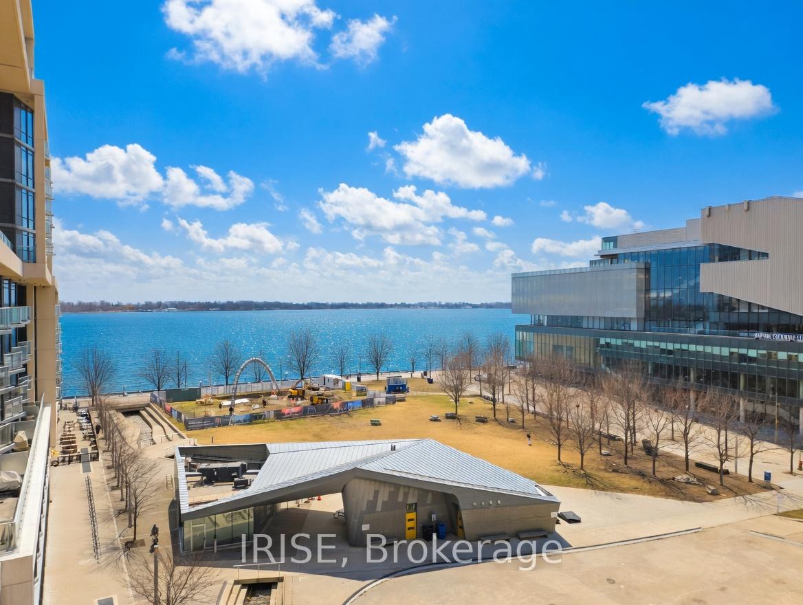 15-merchants-wharf-toronto-ontario-c12926000