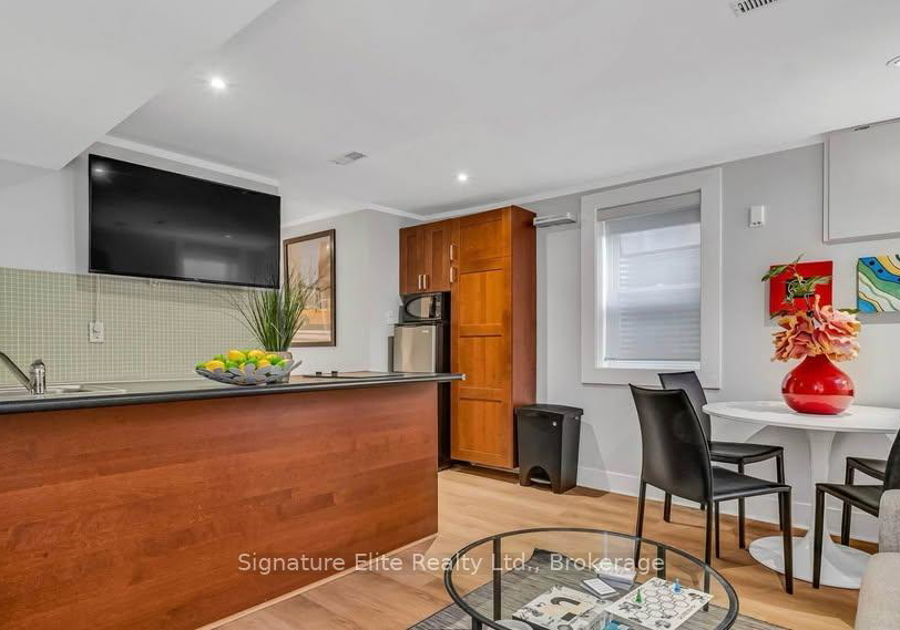 264-howland-avenue-toronto-ontario-c12926010