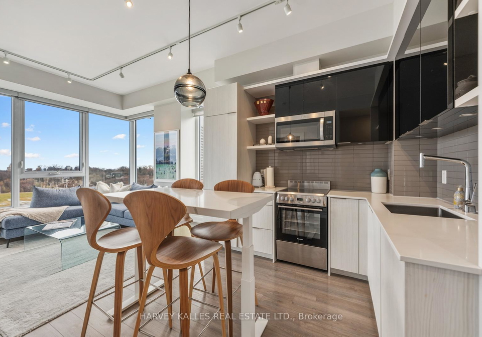 6-parkwood-avenue-toronto-ontario-c12926122