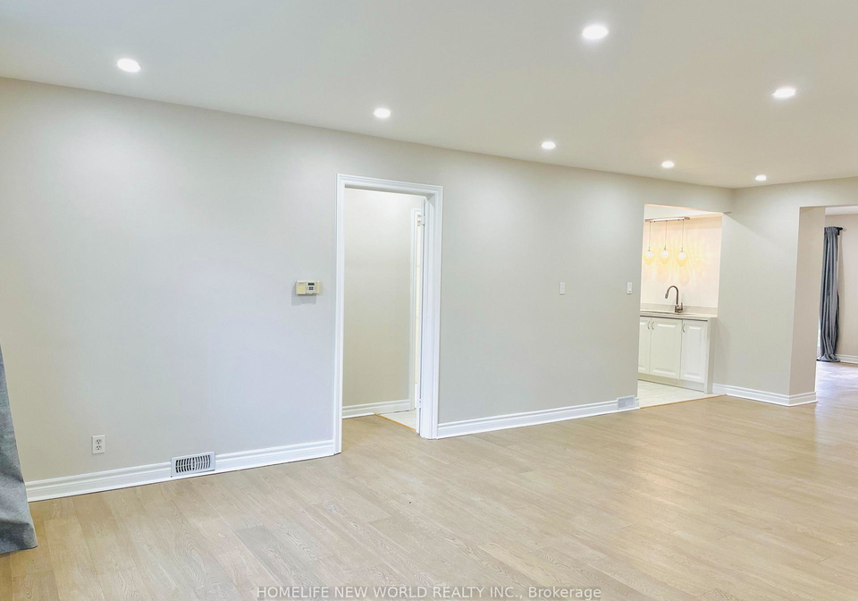 298-empress-avenue-north-york-ontario-c12926180