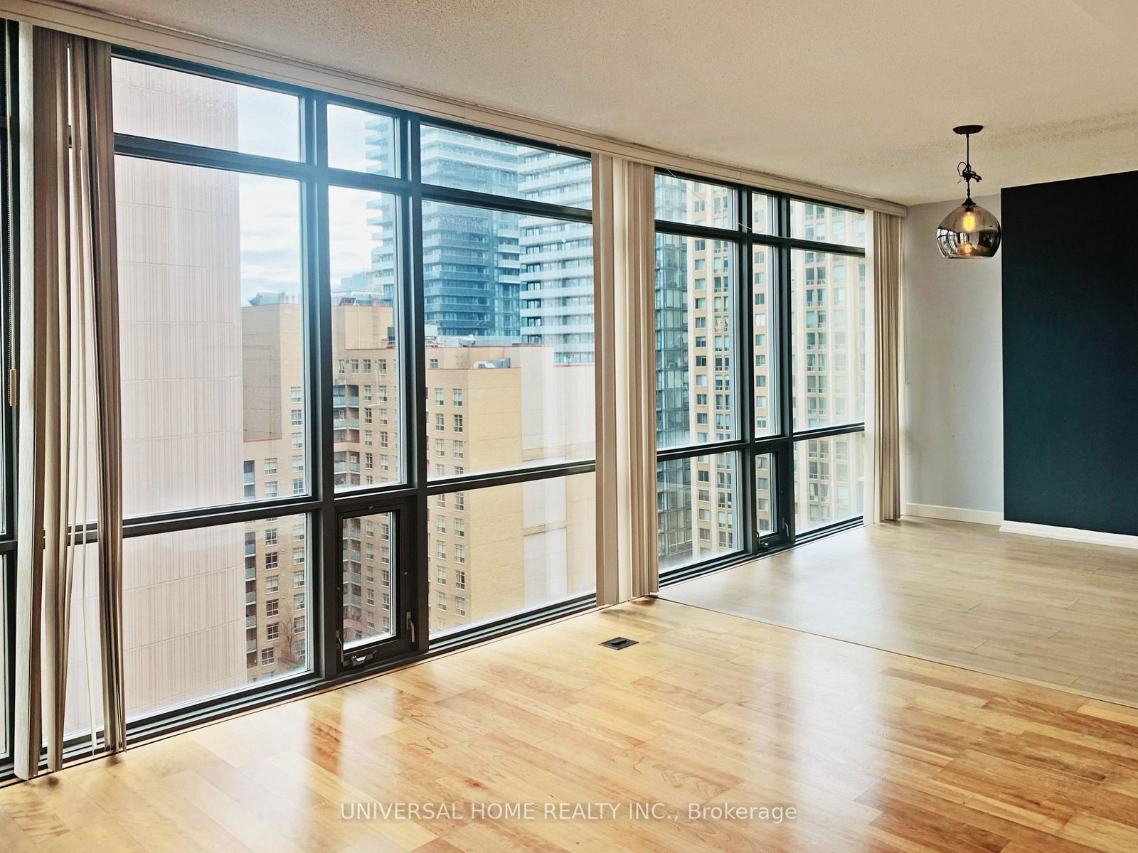 37-grosvenor-street-toronto-ontario-c12926982