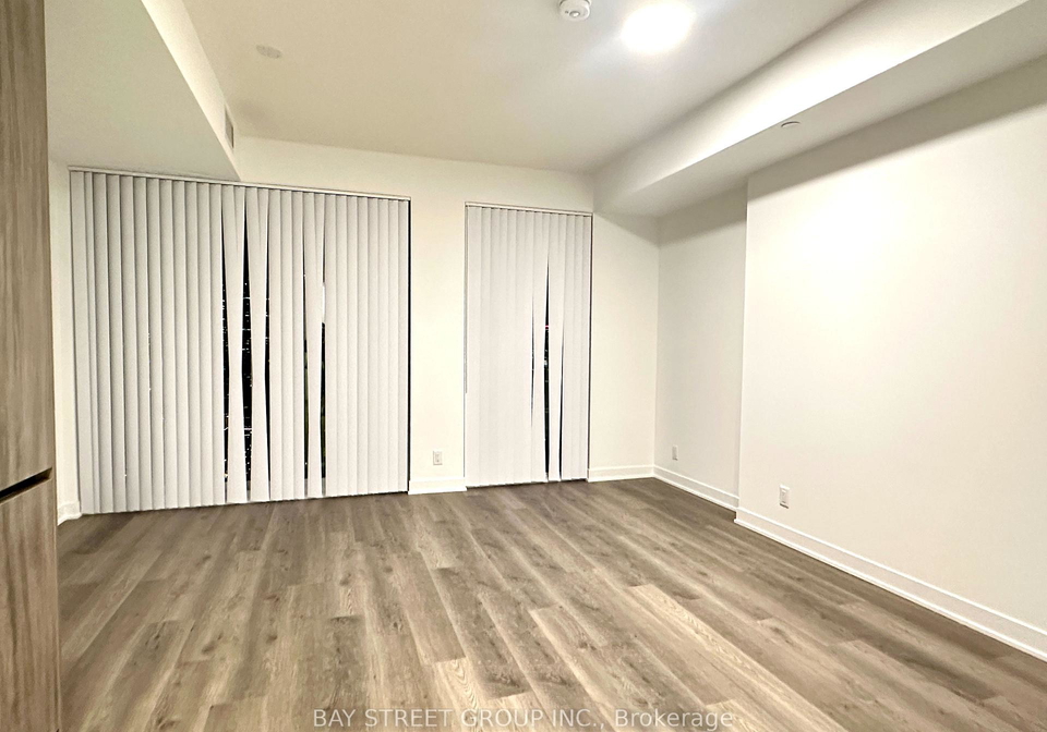 180-front-street-e-toronto-ontario-c12927008