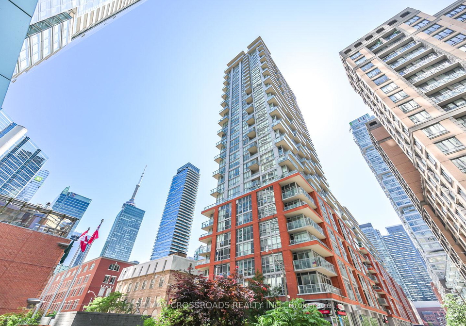 126-simcoe-street-toronto-ontario-c12927224