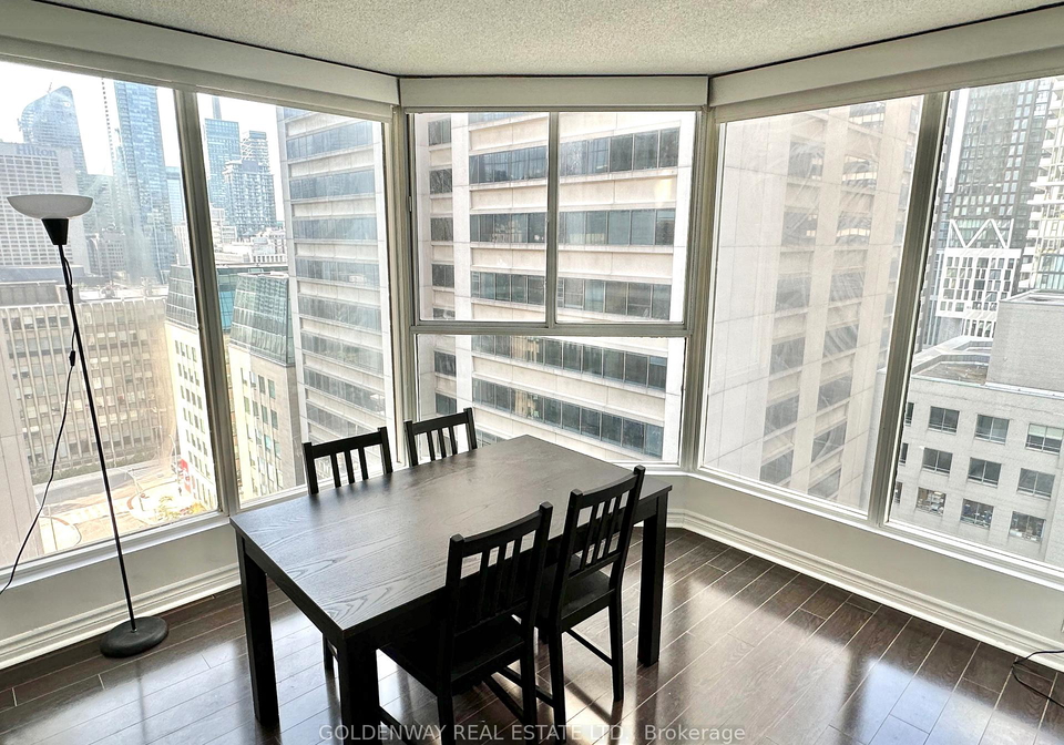 55-centre-avenue-toronto-ontario-c12927304