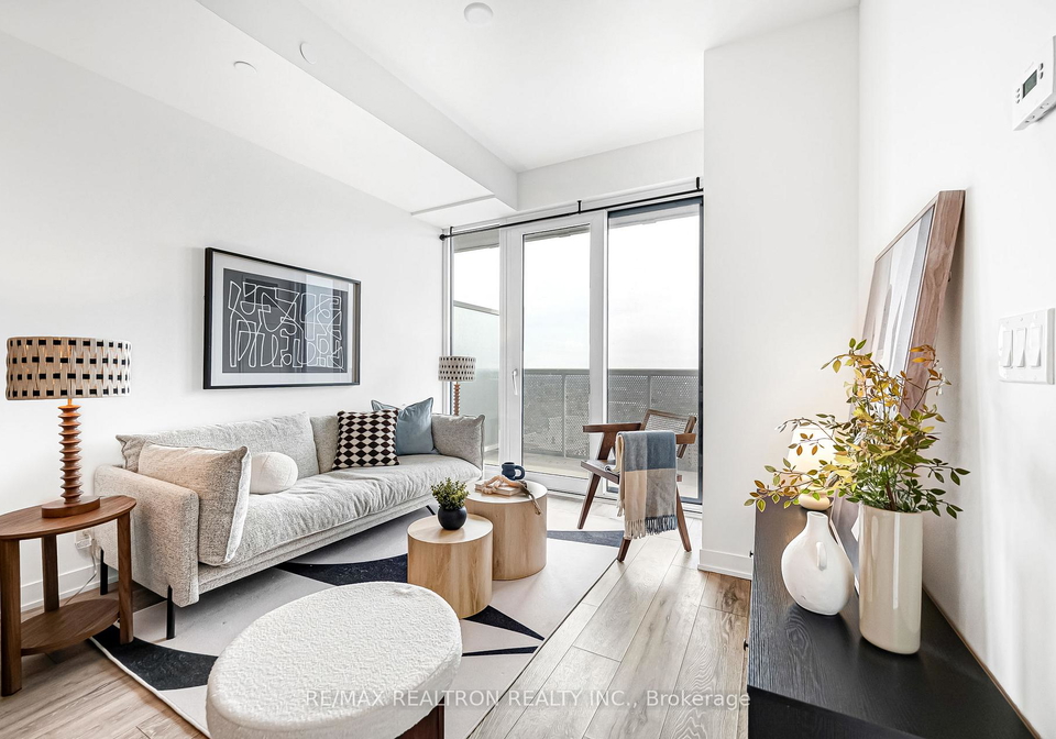 15-holmes-avenue-north-york-ontario-c12927434
