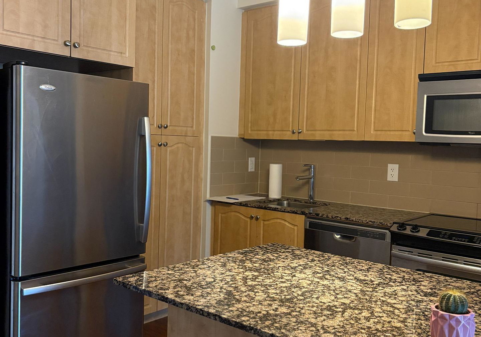 70-roehampton-avenue-toronto-ontario-c12927452