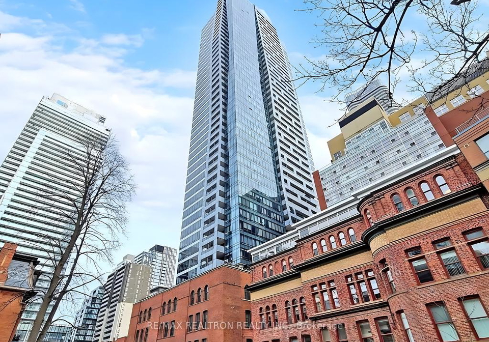 5-st-joseph-street-toronto-ontario-c12927530
