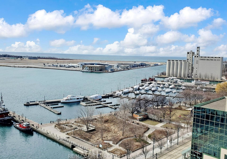 410-queens-quay-w-toronto-ontario-c12927586