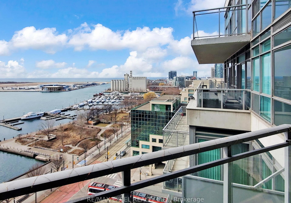 410-queens-quay-w-toronto-ontario-c12927586