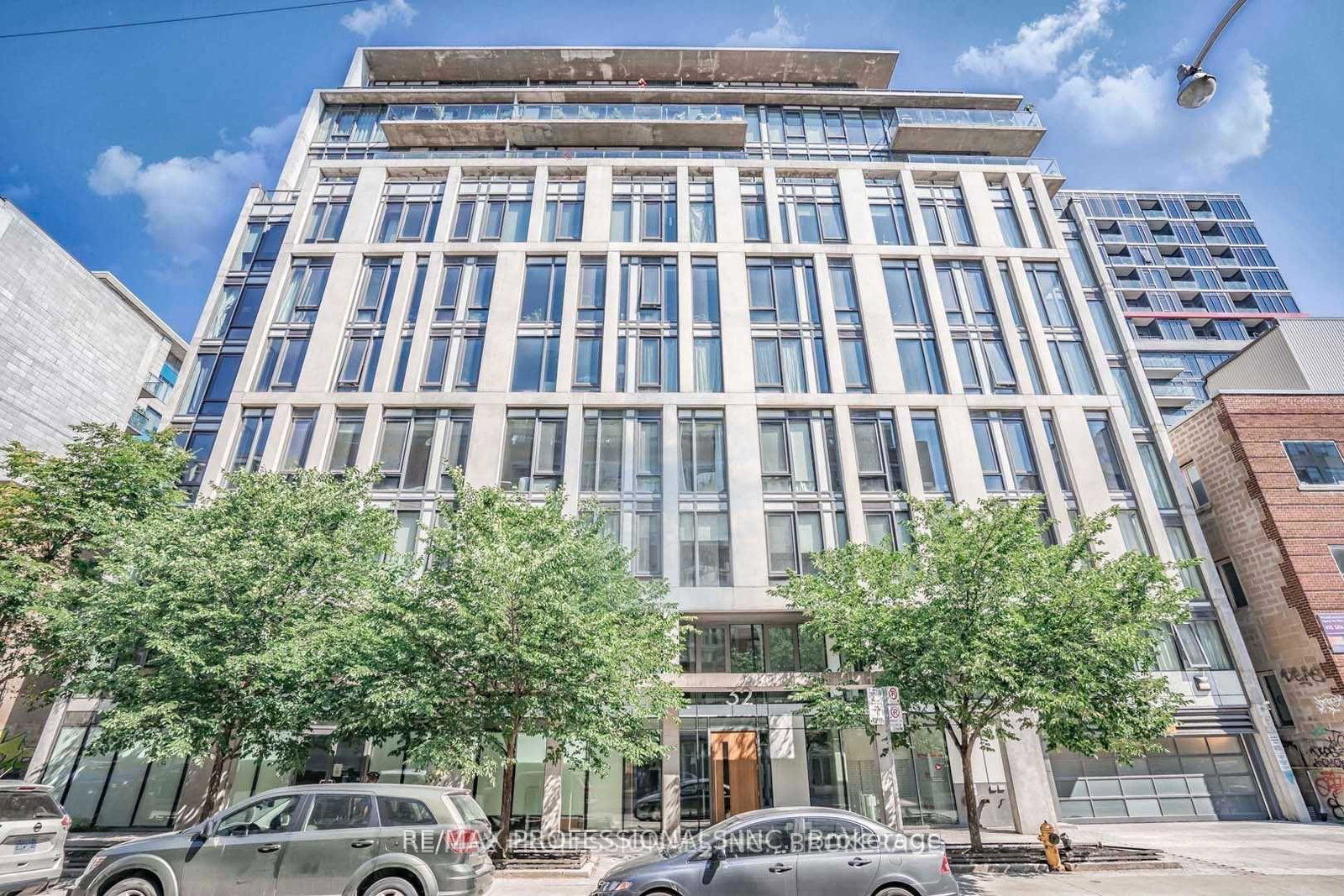 32-camden-street-toronto-ontario-c12927696