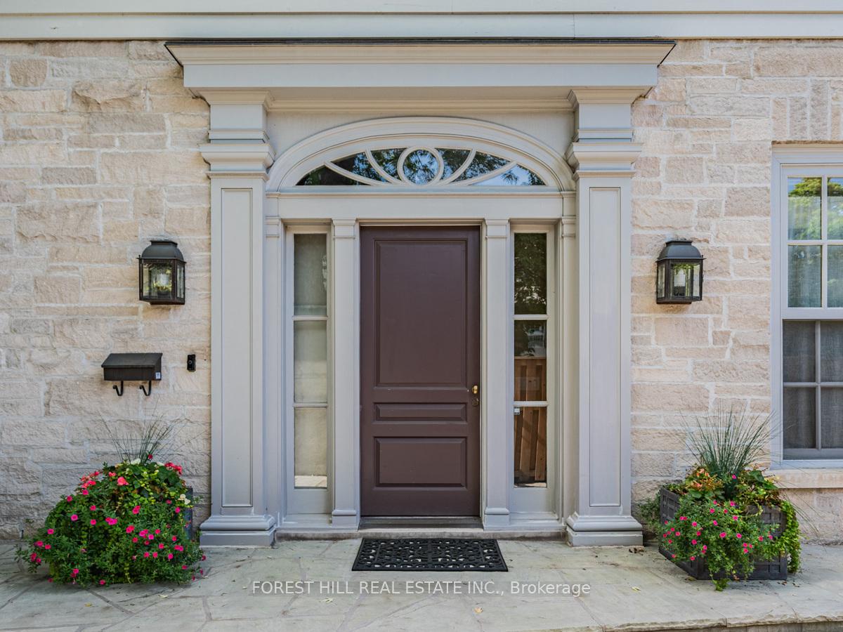 1-burton-road-toronto-ontario-c12927954