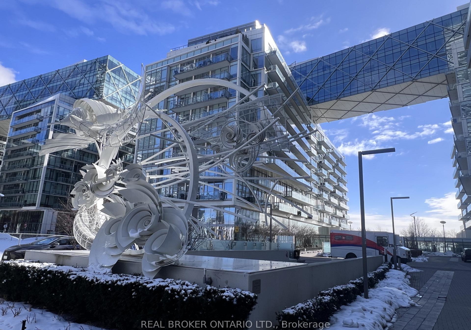 15-queens-quay-e-toronto-ontario-c12927990