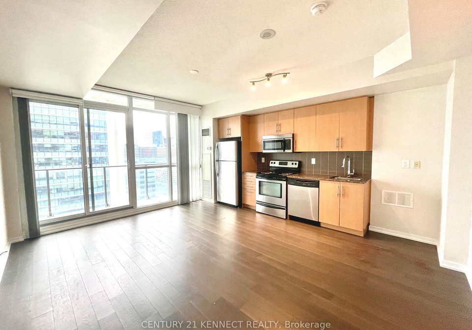 65-bremner-boulevard-toronto-ontario-c12928012