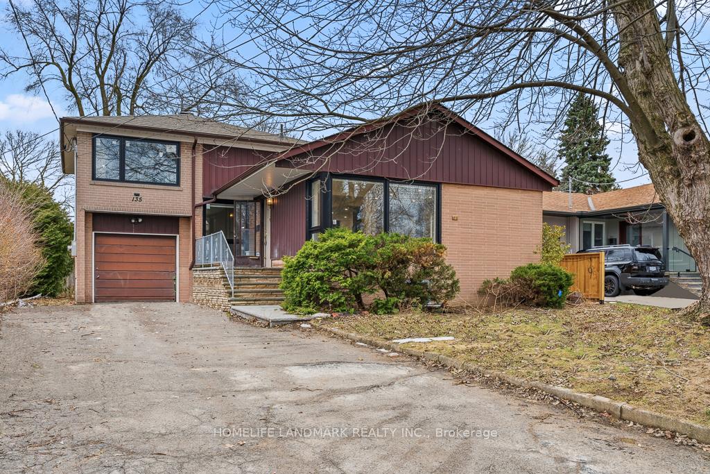 135-waterloo-avenue-toronto-ontario-c12928032