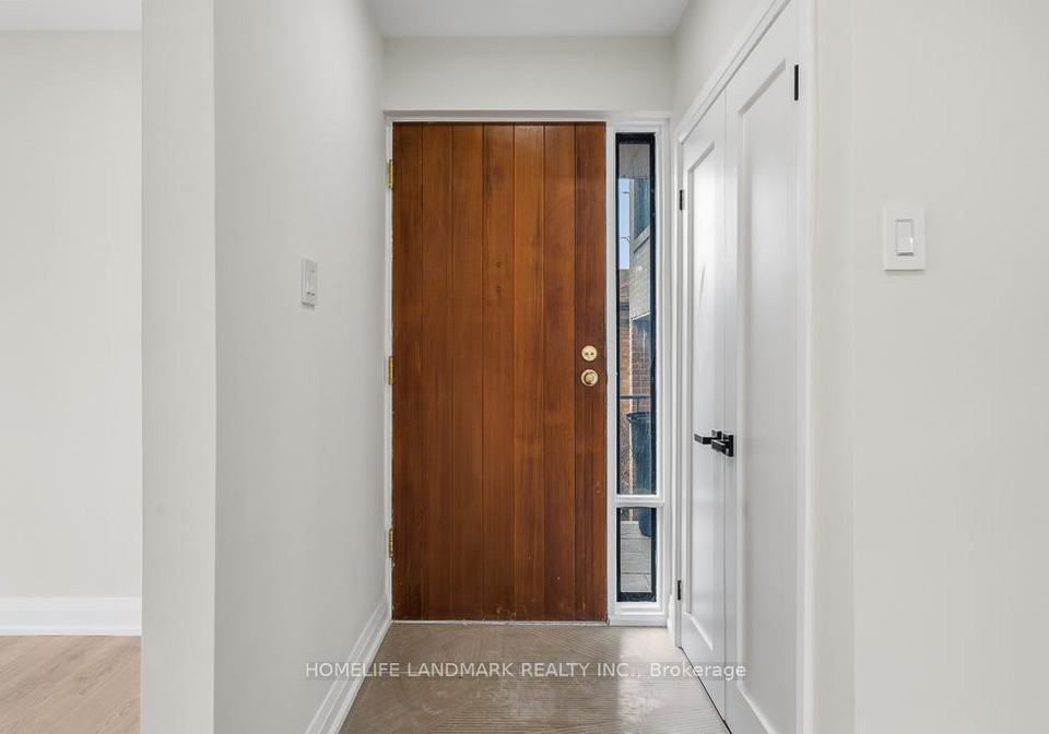 135-waterloo-avenue-toronto-ontario-c12928032
