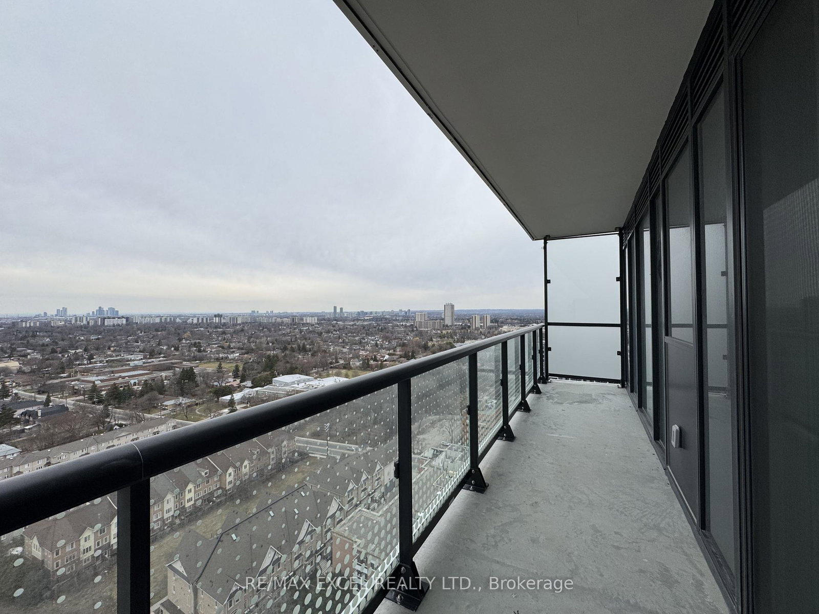 5858-yonge-street-toronto-ontario-c12928108