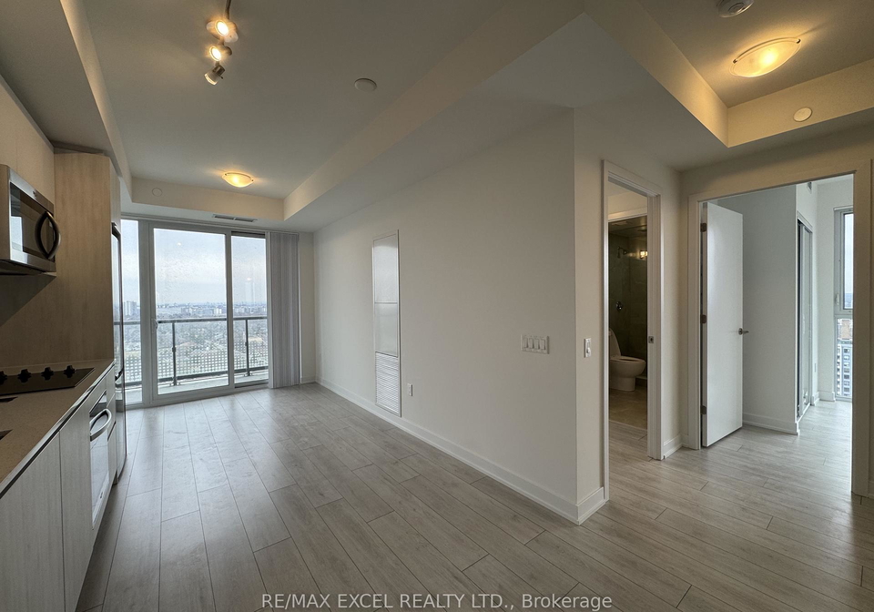 5858-yonge-street-toronto-ontario-c12928108