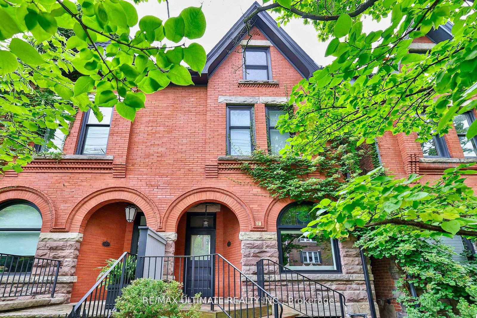 39-macpherson-avenue-toronto-ontario-c12928422