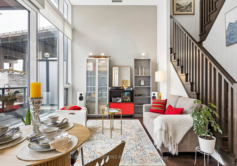 20-bruyeres-mews-toronto-ontario-c12928488