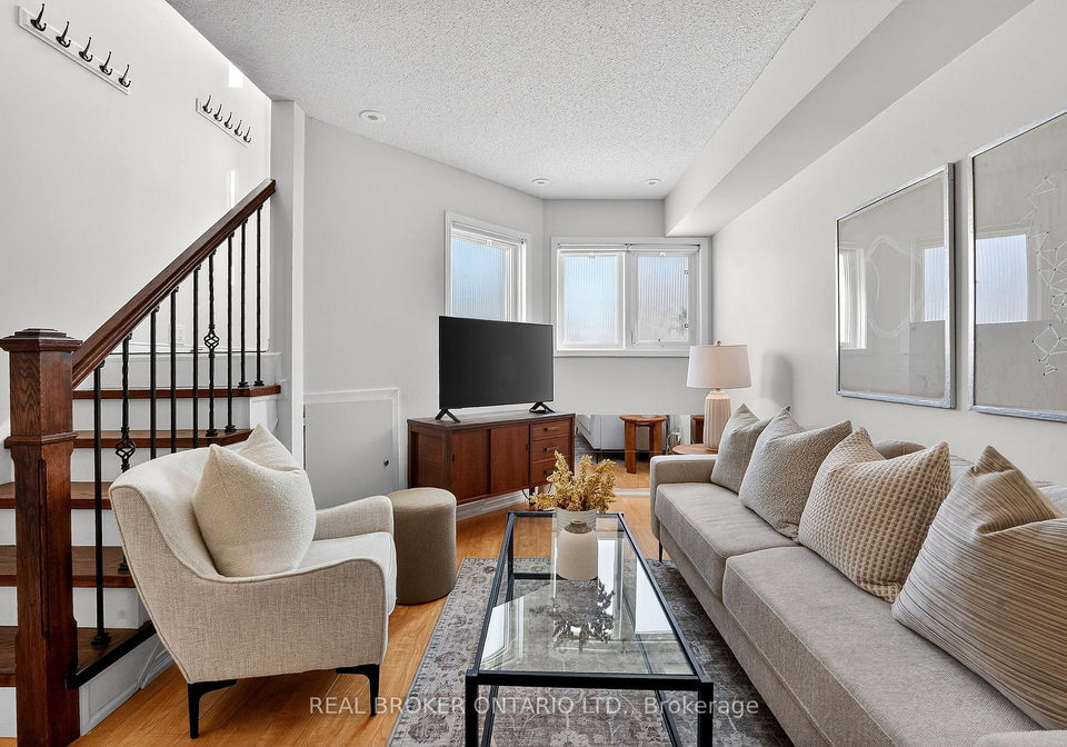 10-merchant-lane-toronto-ontario-c12928496