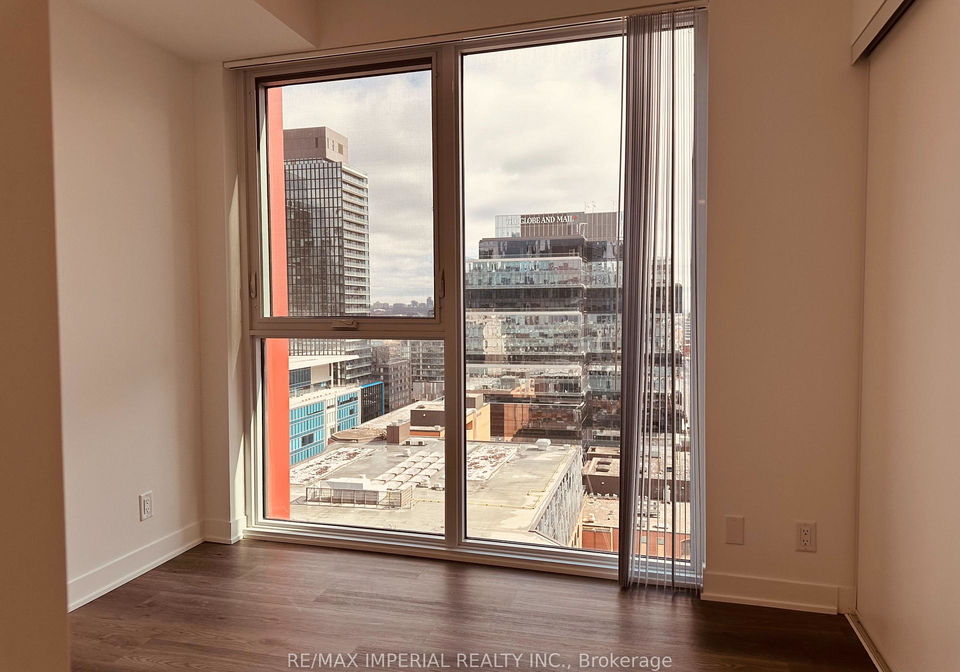 180-front-street-e-toronto-ontario-c12929056