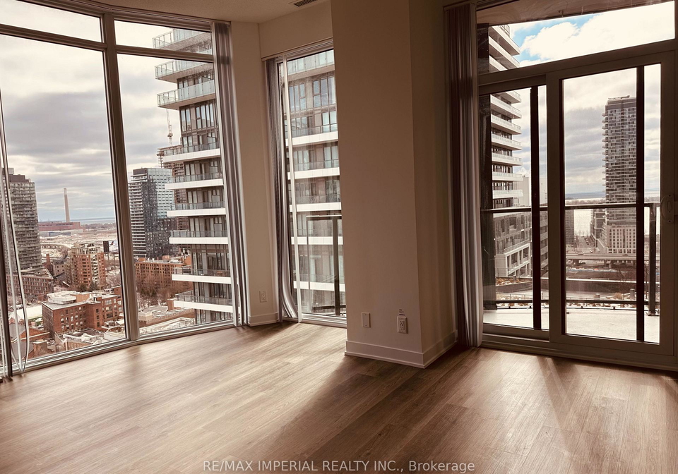 180-front-street-e-toronto-ontario-c12929090