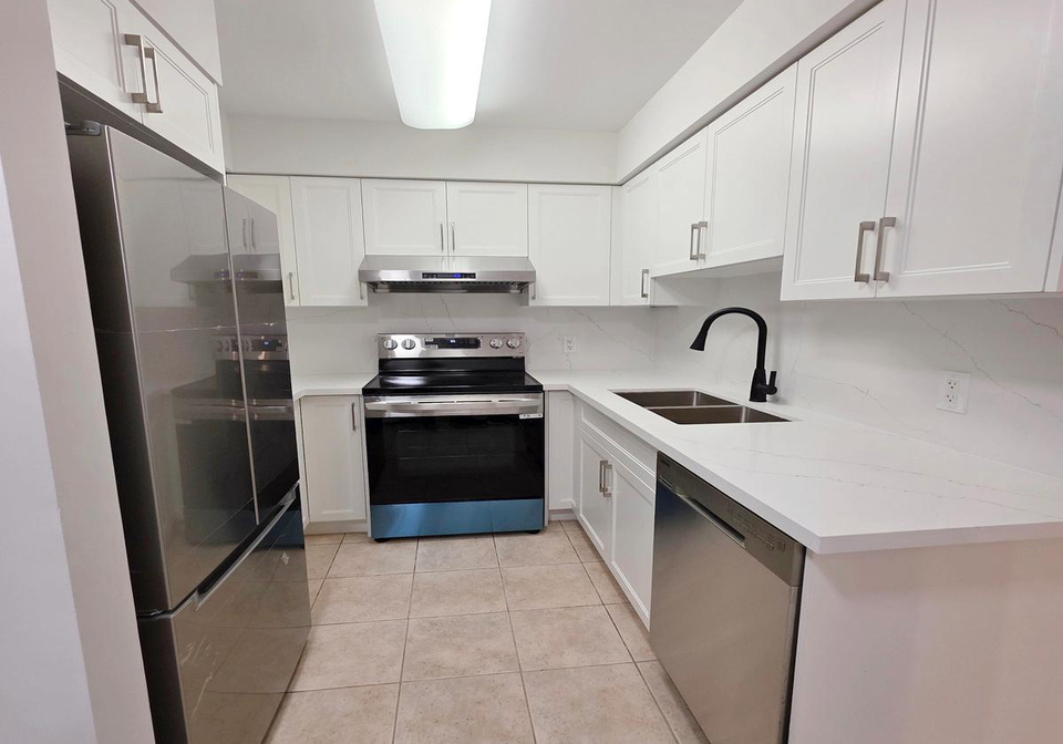 35-hollywood-avenue-north-york-ontario-c12929694