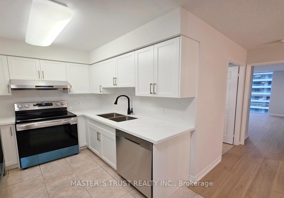 35-hollywood-avenue-north-york-ontario-c12929694