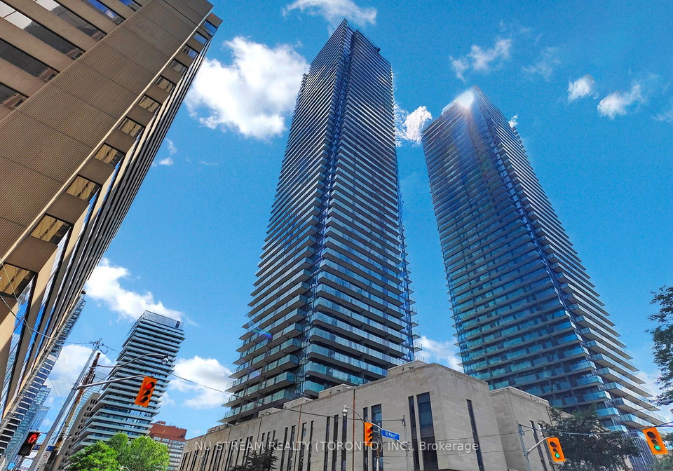 1080-bay-street-toronto-ontario-c12929980