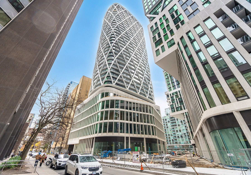 230-simcoe-street-toronto-ontario-c12930184