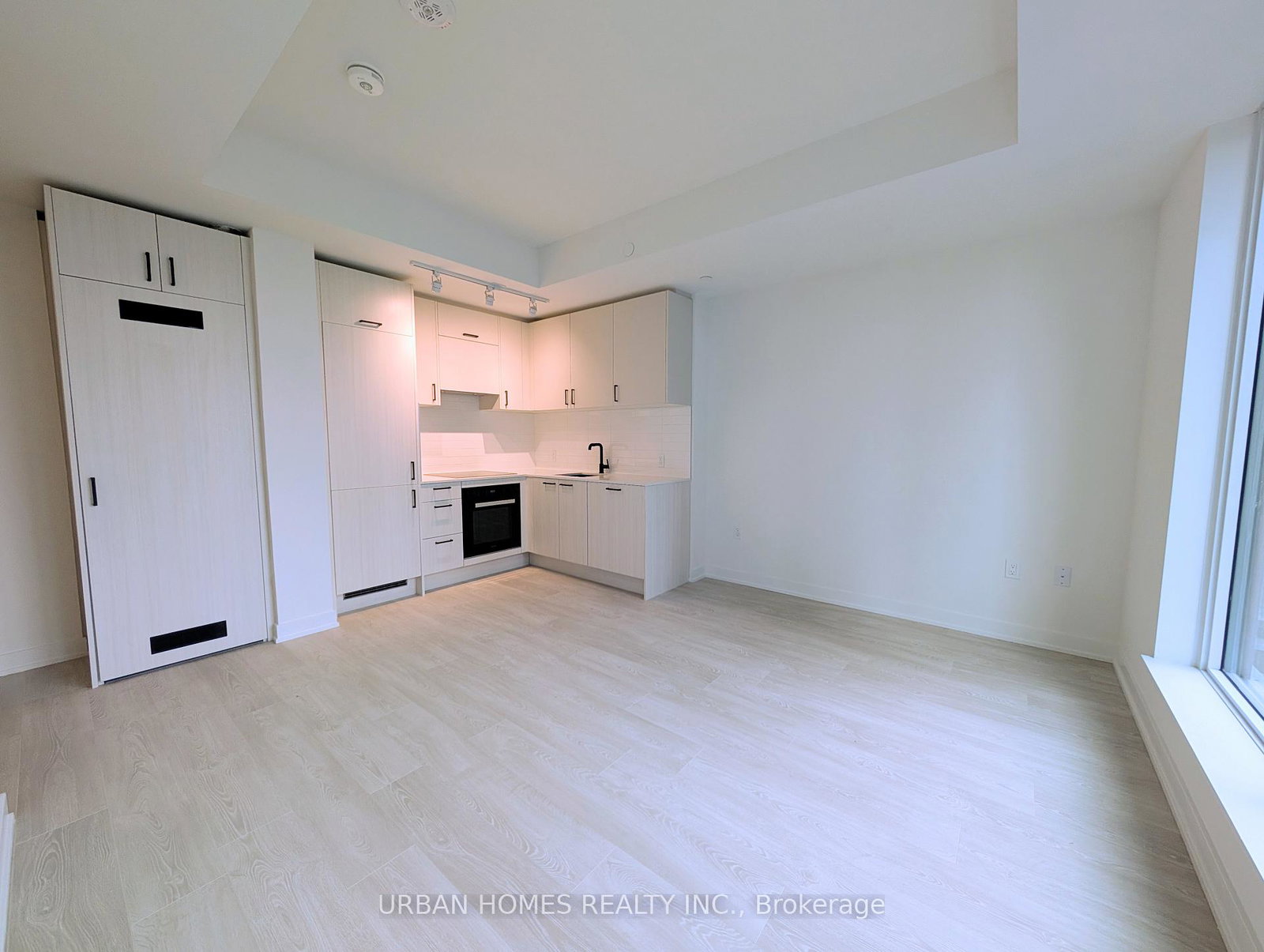 1-quarrington-lane-north-york-ontario-c12930364