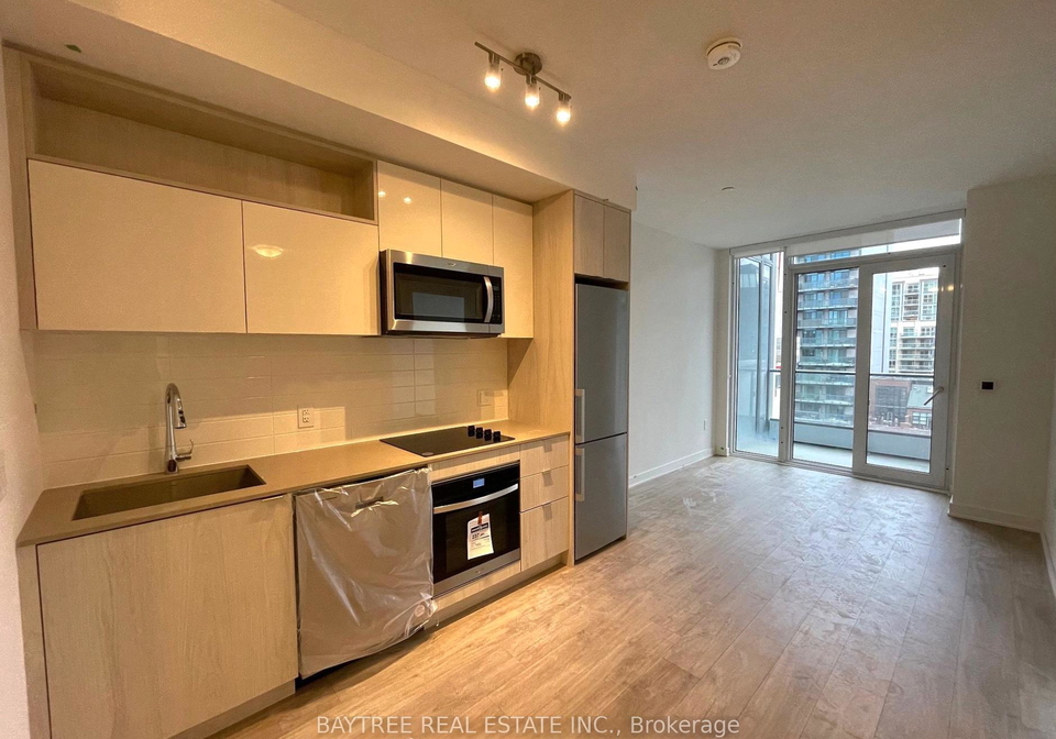 135-lower-sherbourne-street-toronto-ontario-c12930438