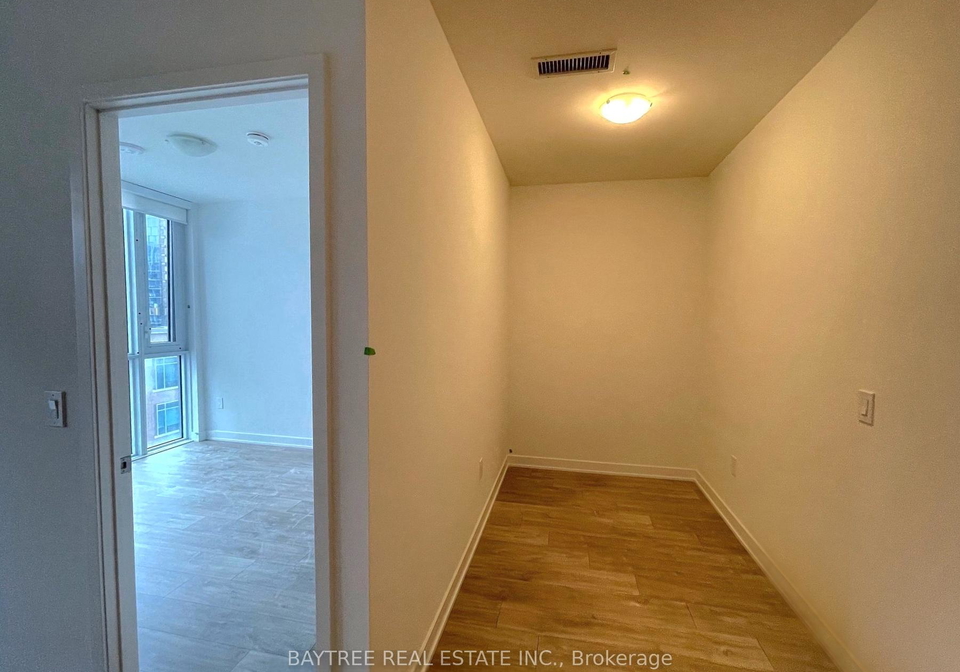 135-lower-sherbourne-street-toronto-ontario-c12930438