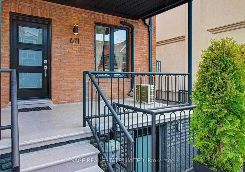 671-dufferin-street-toronto-ontario-c12930516