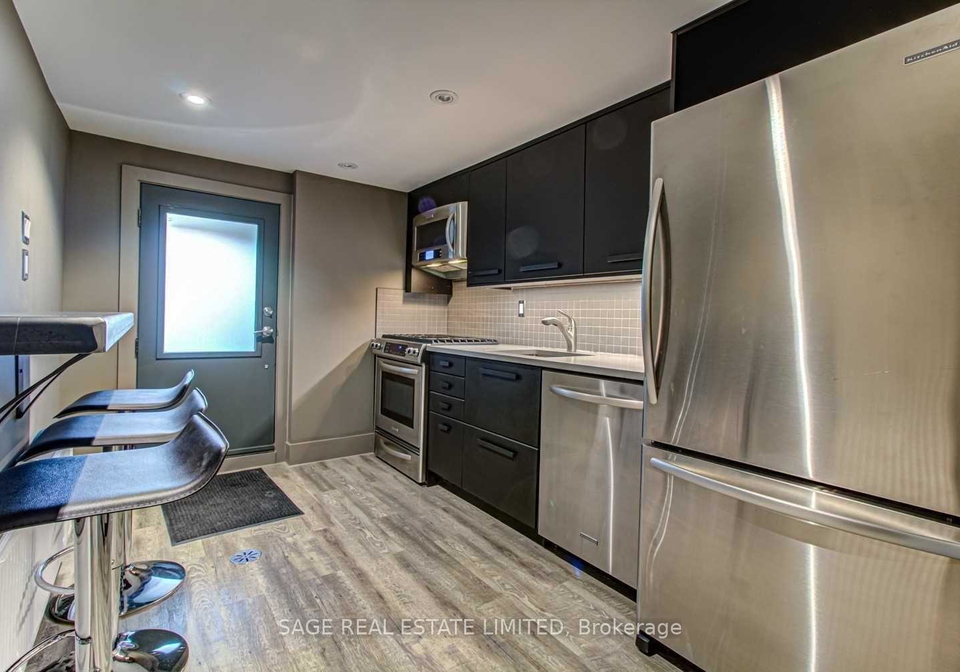 671-dufferin-street-toronto-ontario-c12930516