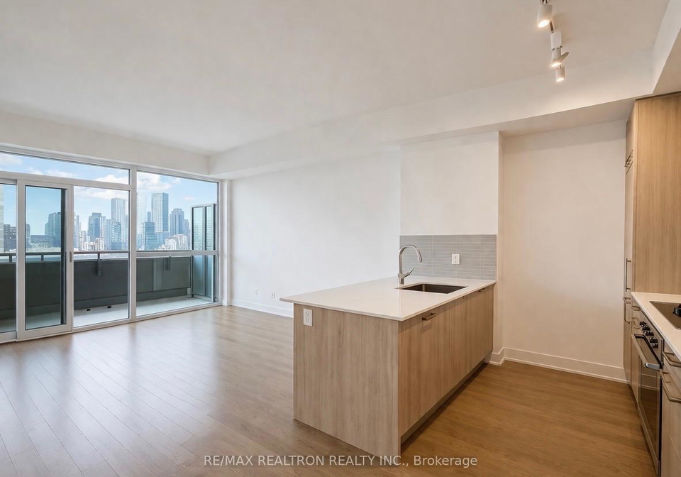 181-bedford-road-toronto-ontario-c12930638