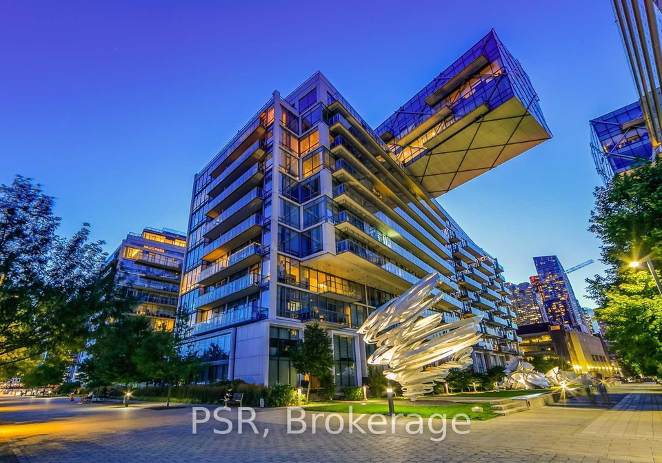 29-queens-quay-e-toronto-ontario-c12930876