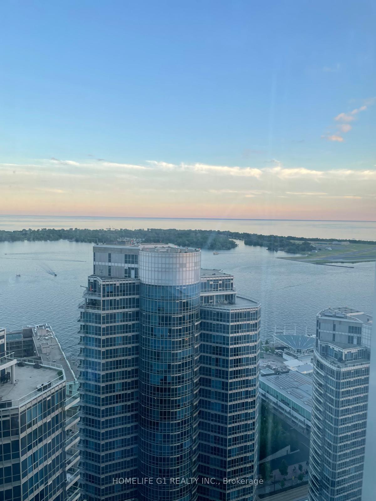 10-york-street-toronto-ontario-c12931016