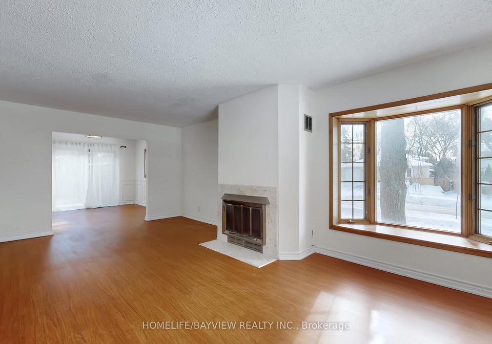 22-marowyne-drive-north-york-ontario-c12931166