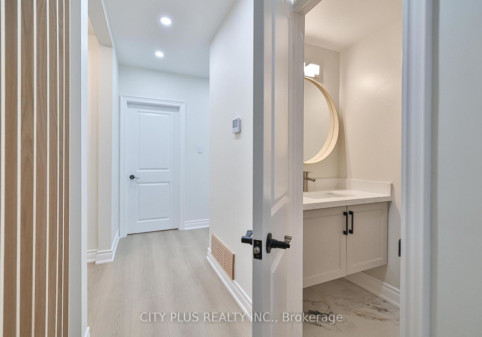 23-reiber-crescent-north-york-ontario-c12931336