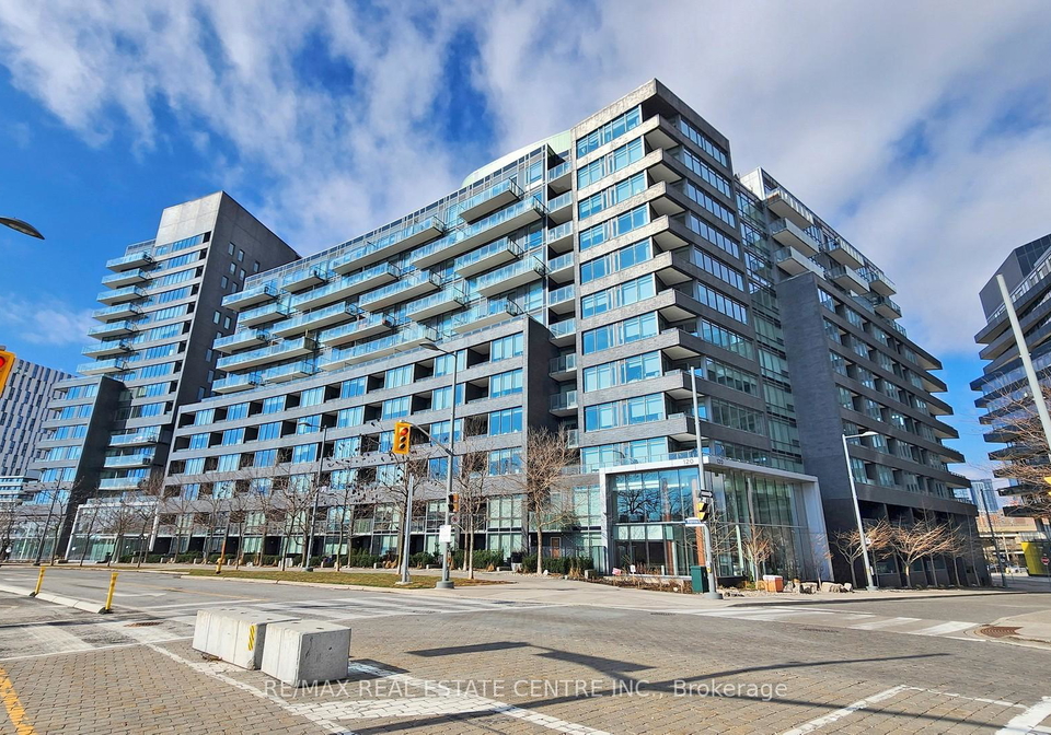 120-bayview-avenue-toronto-ontario-c12931402