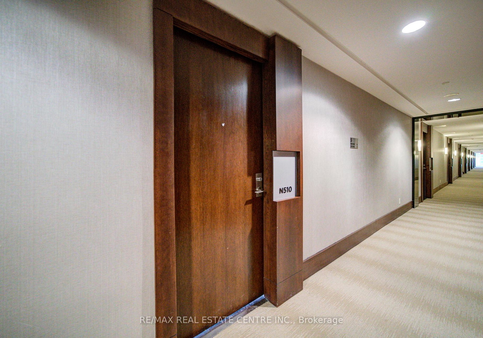 120-bayview-avenue-toronto-ontario-c12931402