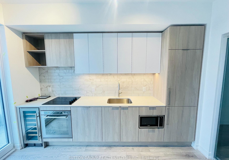 2020-bathurst-street-toronto-ontario-c12931484