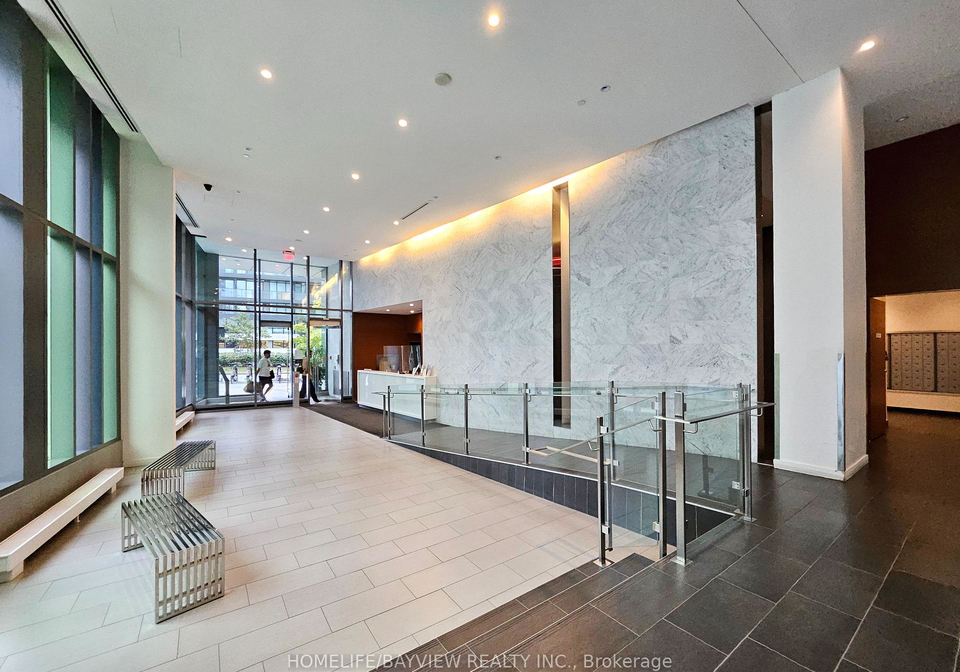 170-fort-york-boulevard-toronto-ontario-c12931636