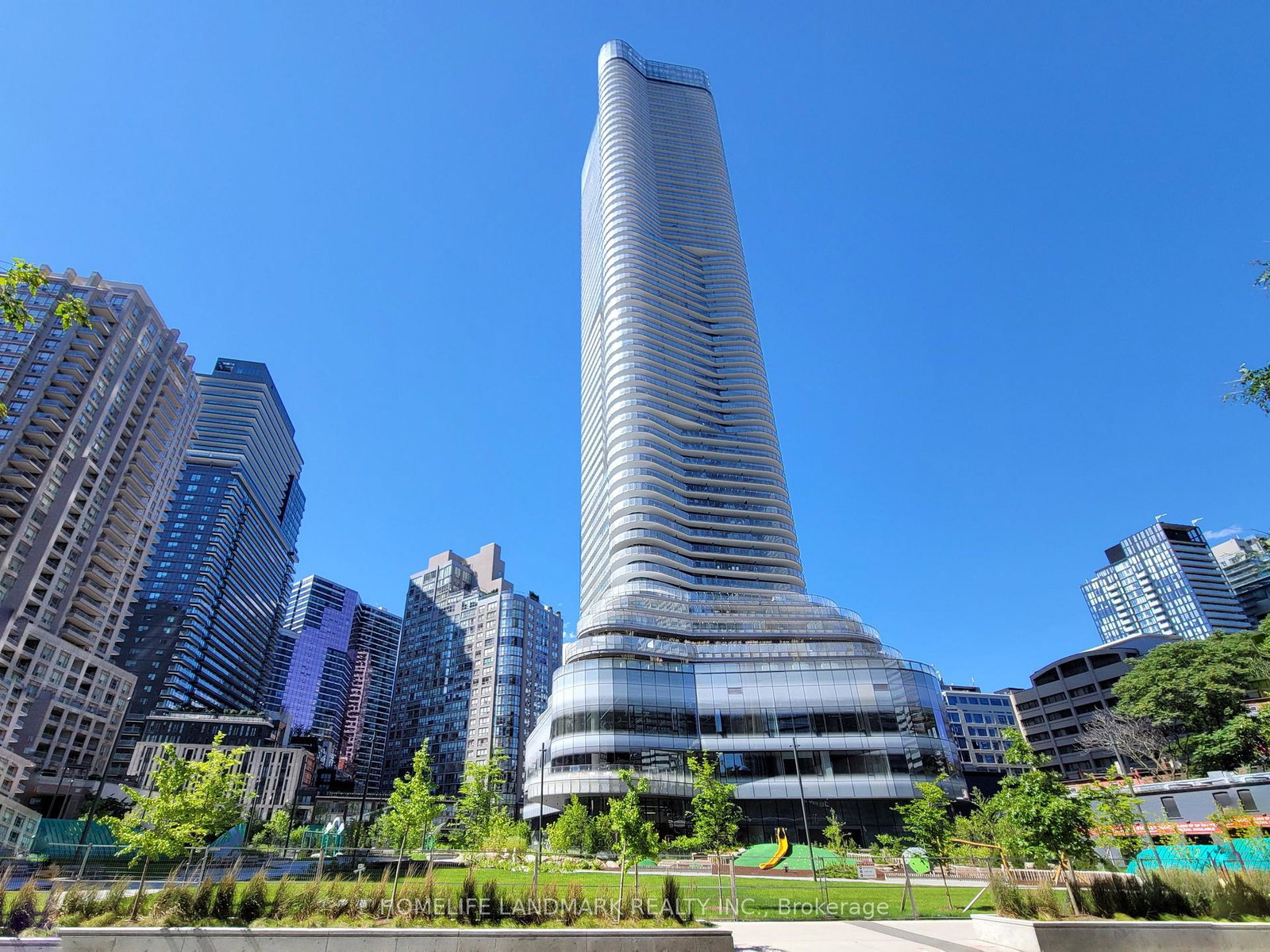 11-wellesley-street-w-toronto-ontario-c12932218