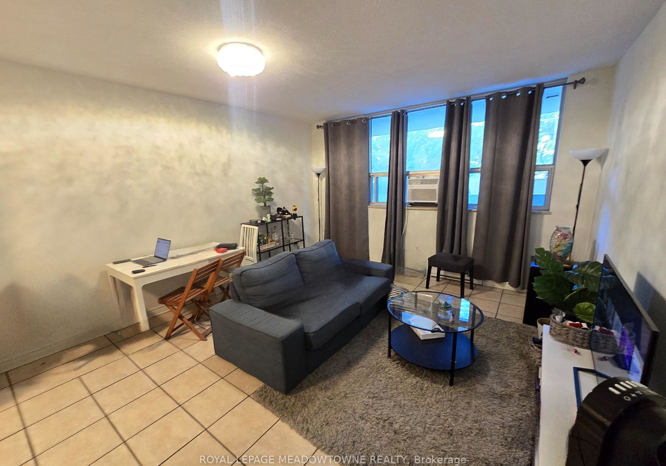 40-homewood-avenue-toronto-ontario-c12932312